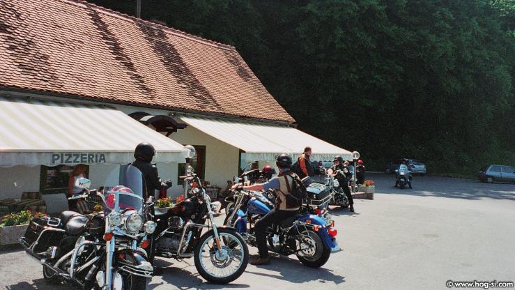 07 BISTRO MC.jpg