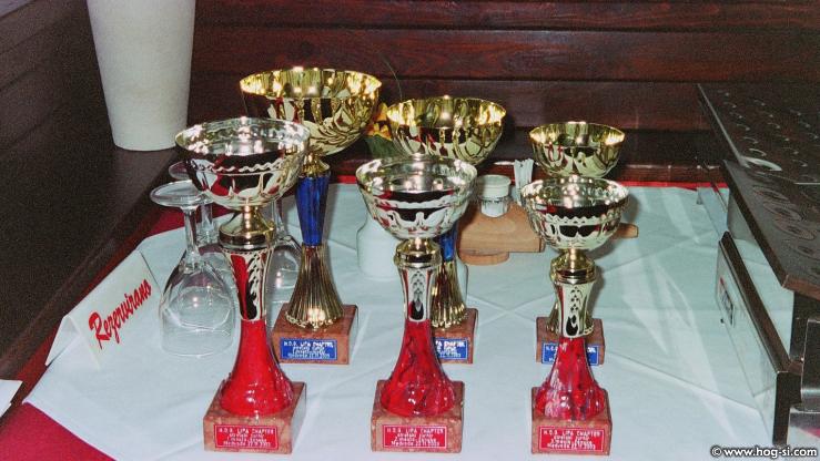 09 POKALI.jpg
