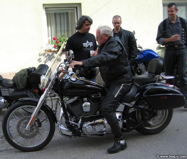05Trava24 domov.jpg
