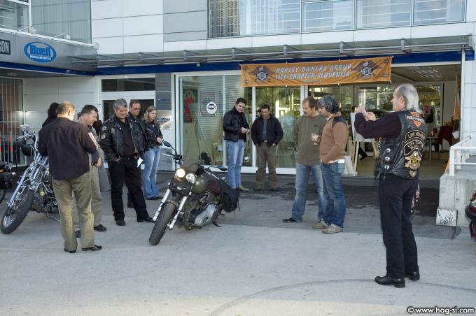 dražba slik (02).jpg