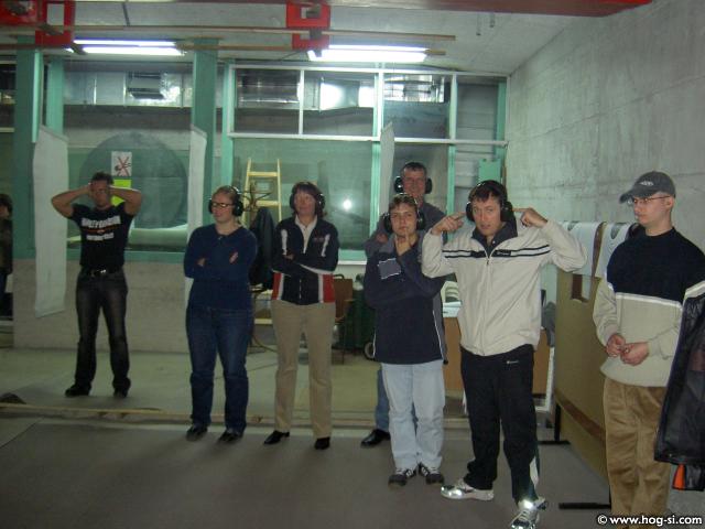 016 OPAZOVALCI.jpg