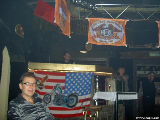F 054.jpg
