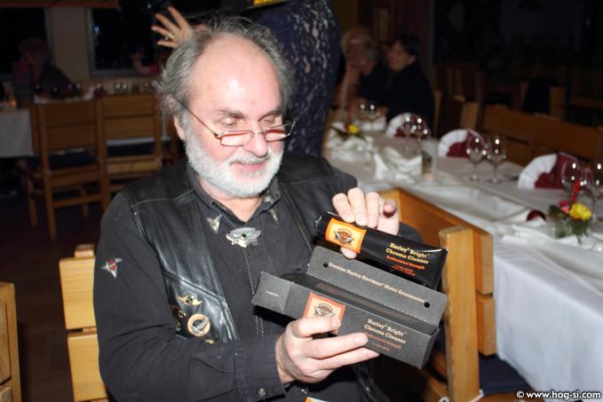 2011-12-04 22 HOG+Lipa Rogla koča Jurgovo.jpg