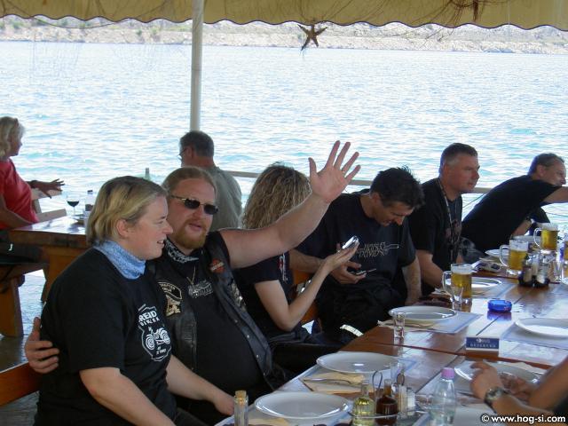 05 V PRIČAKOVANJU.jpg