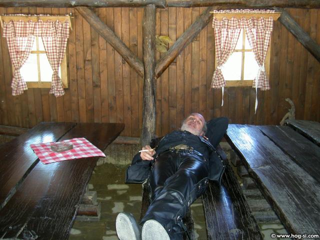 POČITEK.jpg