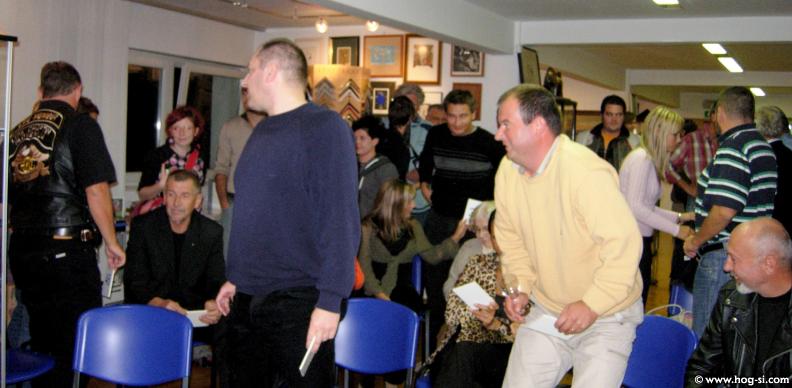 06 Dražba 08.jpg