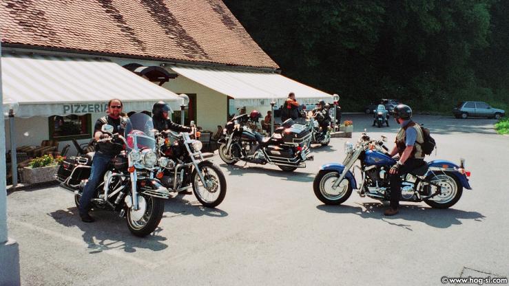 08 BISTRO MC.jpg