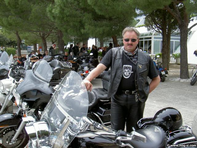 JAKA 10.jpg