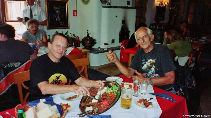 PRIJATELJA 25.jpg