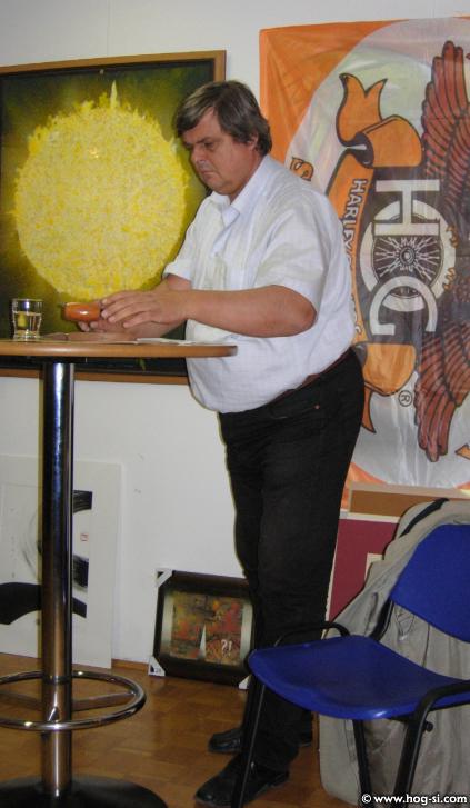 06 Dražba 01.jpg