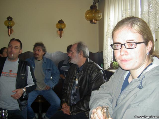 01 PRIČAKOVANJE.jpg