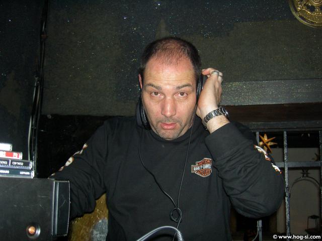 F 041.jpg